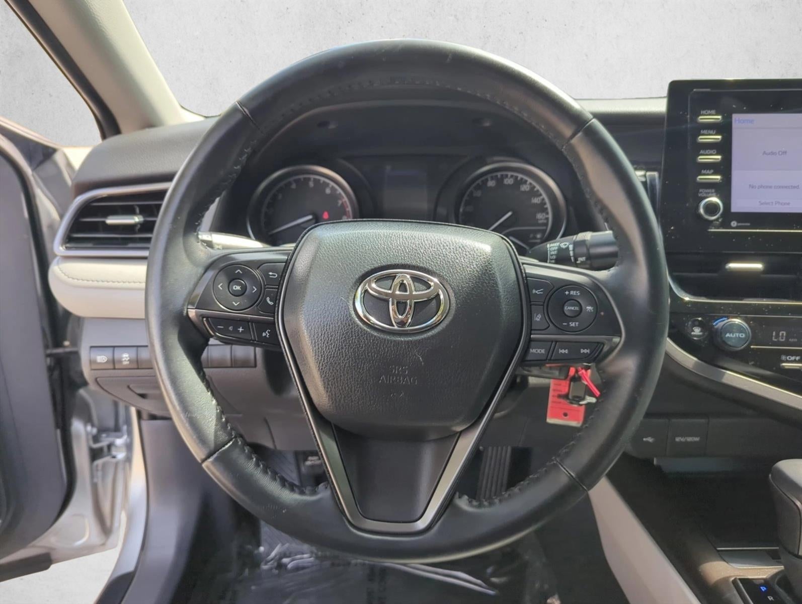 2023 Toyota Camry SE Auto (SE)