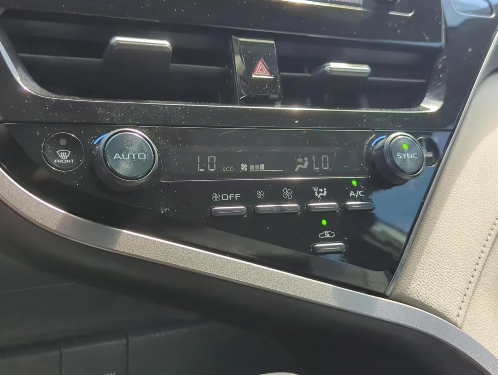 2023 Toyota Camry SE Auto (SE)