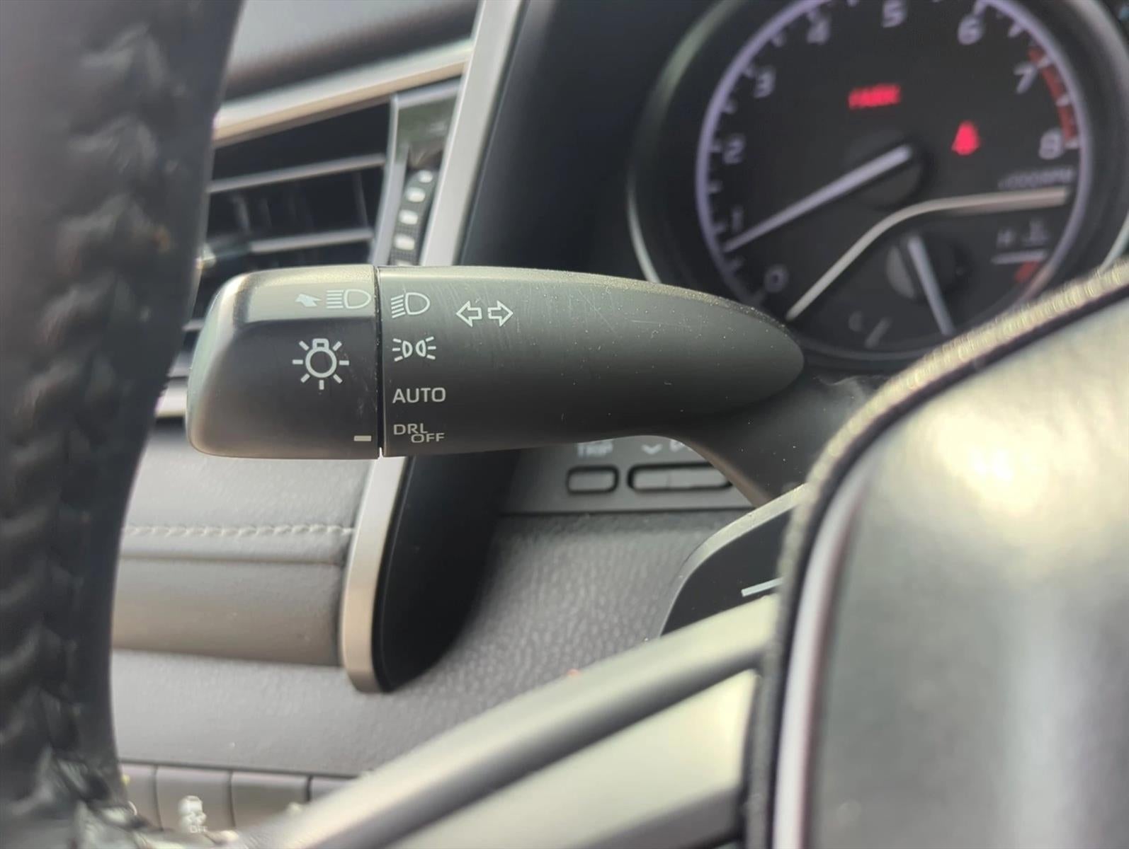 2022 Toyota Camry SE Auto AWD (Natl)