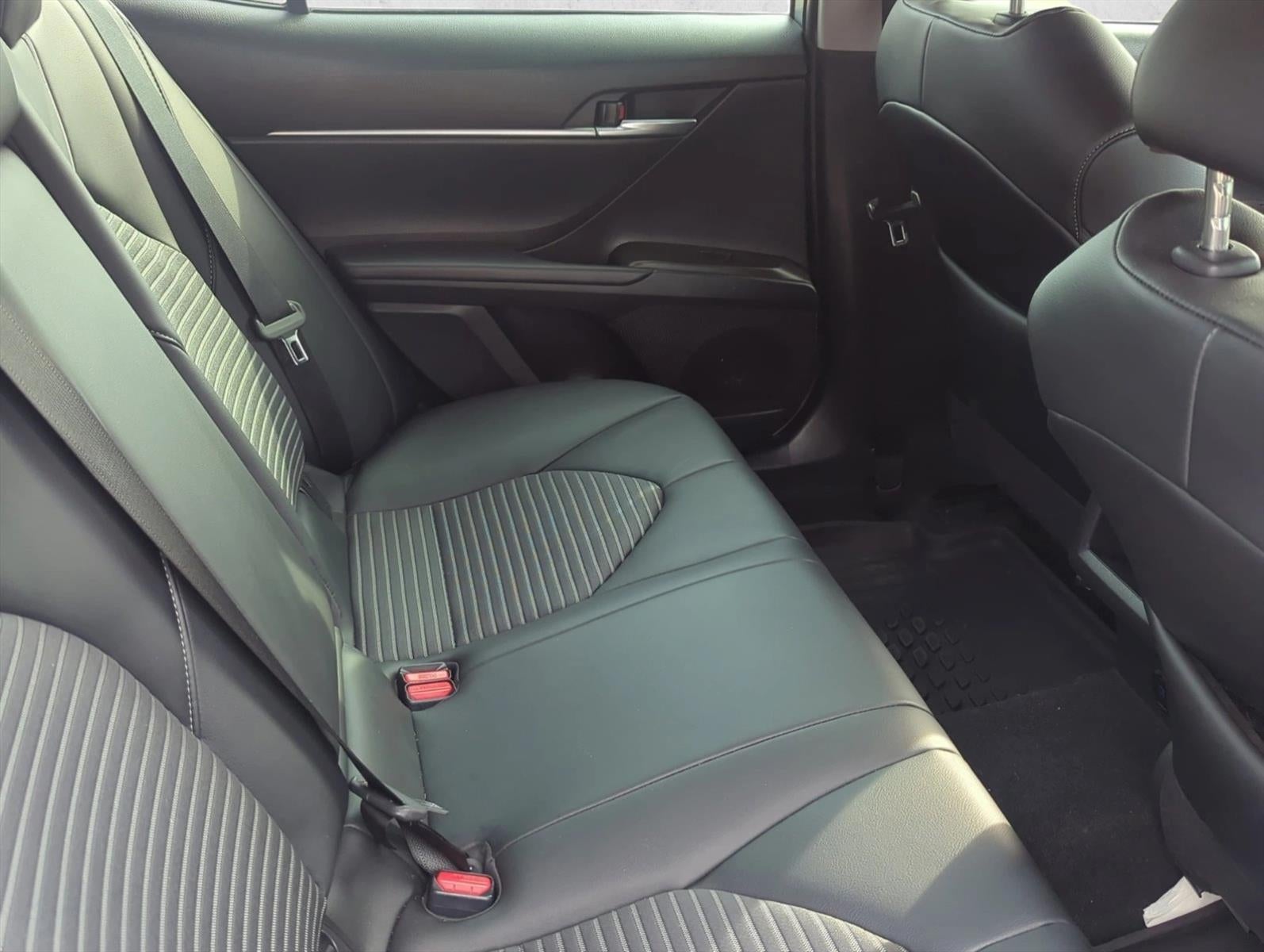 2022 Toyota Camry SE Auto AWD (Natl)