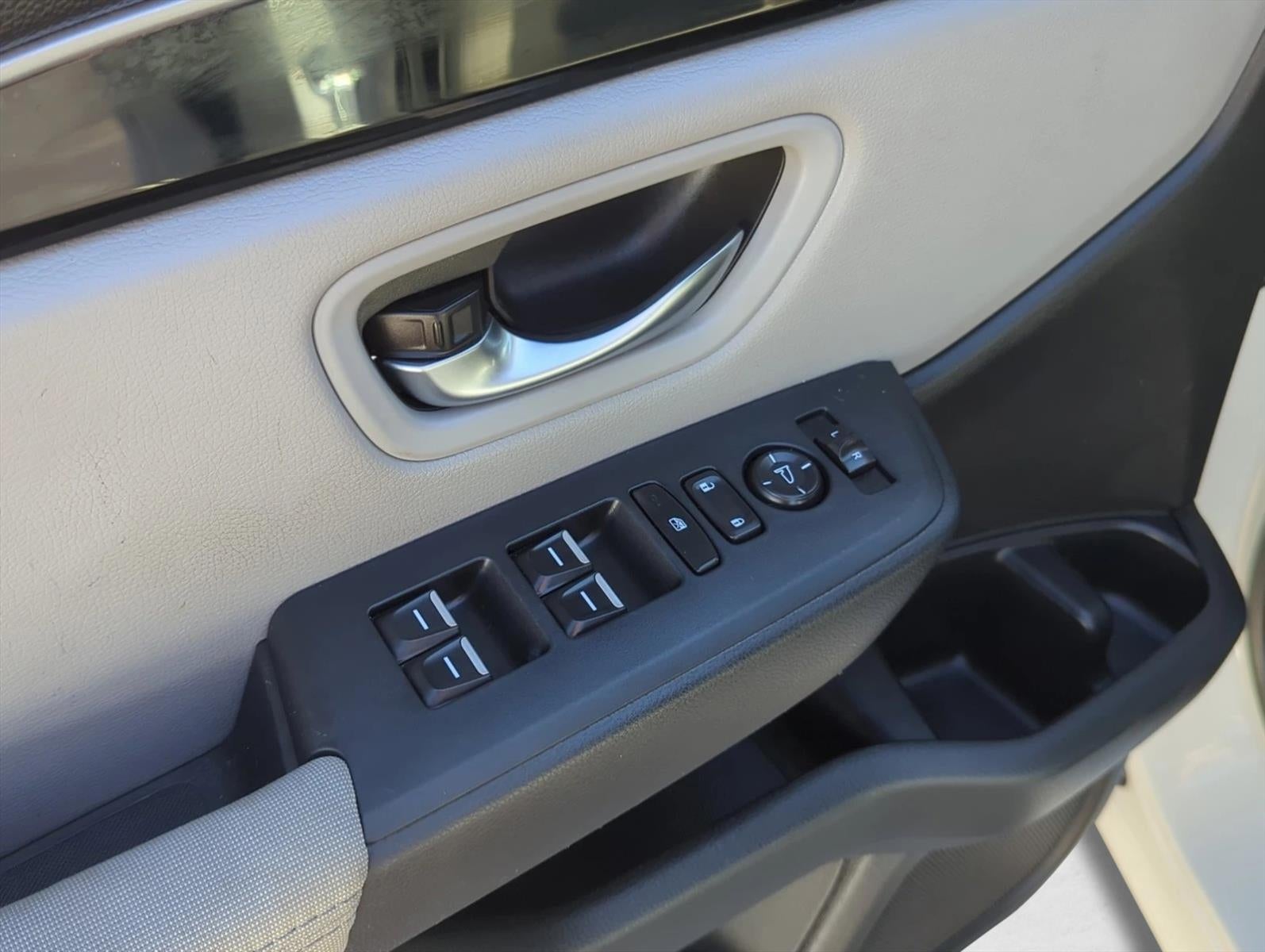 2023 Honda Pilot LX 2WD