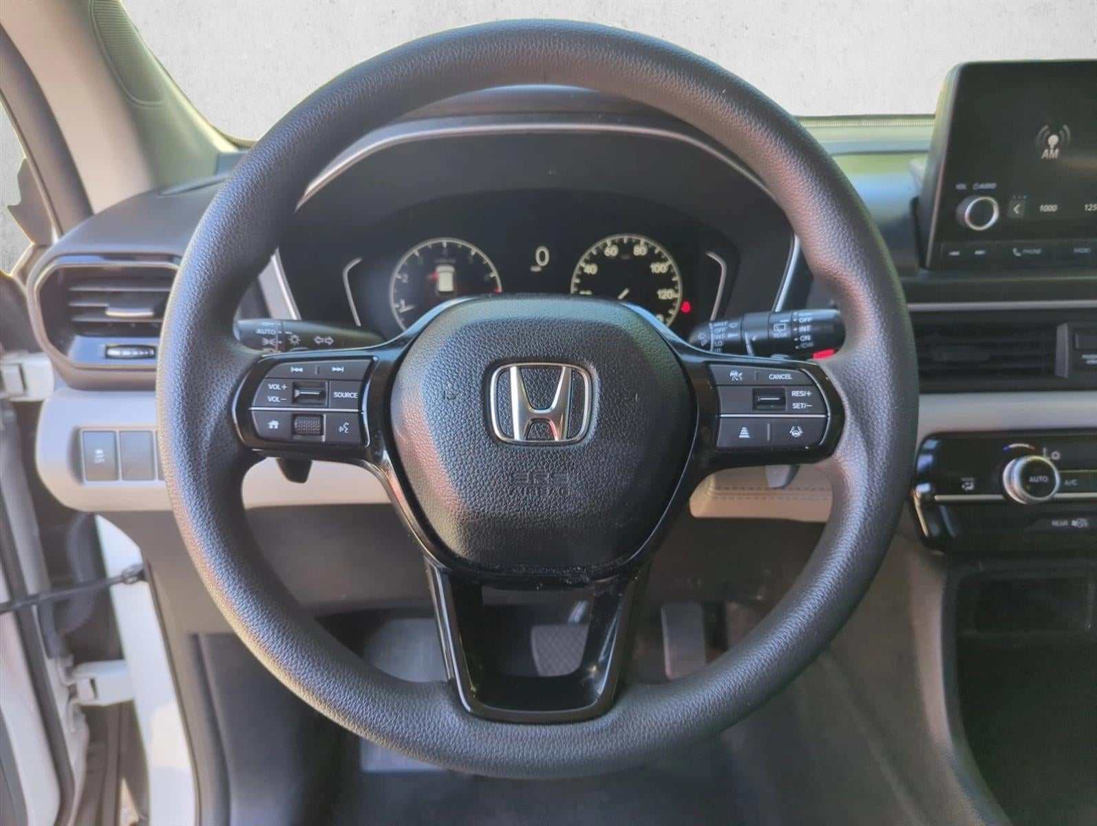 2023 Honda Pilot LX 2WD