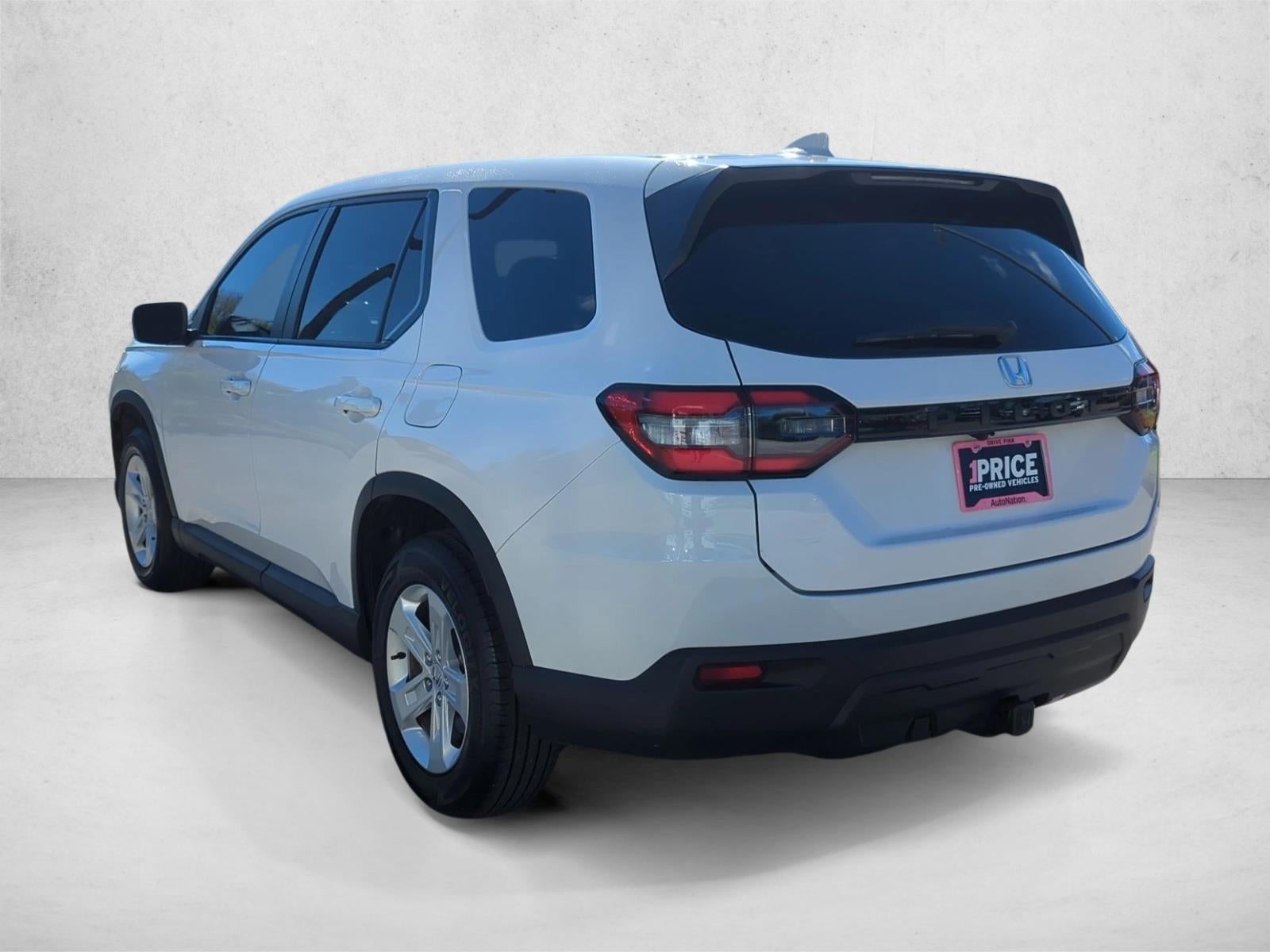 2023 Honda Pilot LX 2WD