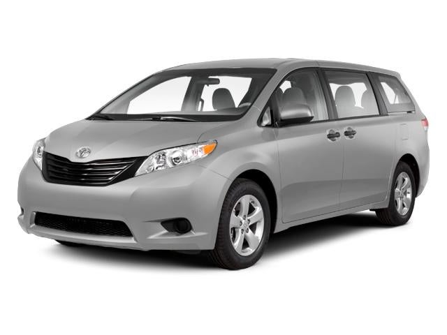 2011 Toyota Sienna 5dr 8-Pass Van V6 LE FWD (Natl)