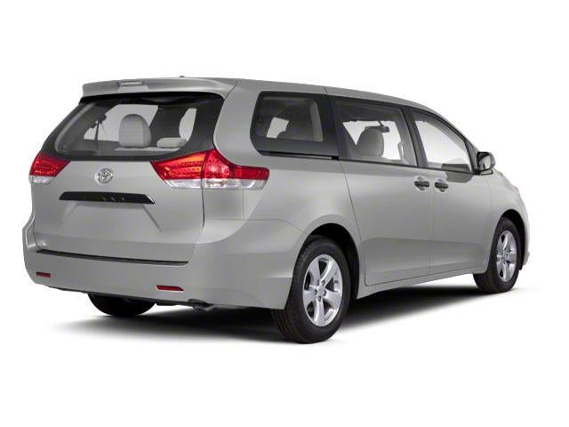 2011 Toyota Sienna 5dr 8-Pass Van V6 LE FWD (Natl)