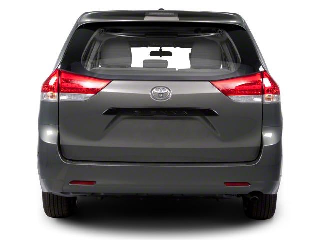 2011 Toyota Sienna 5dr 8-Pass Van V6 LE FWD (Natl)