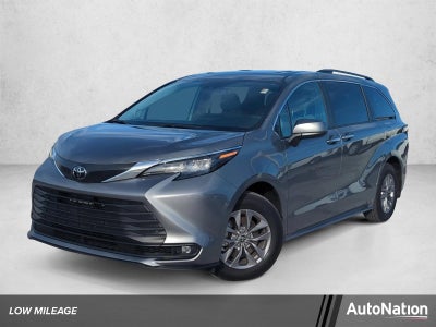2026 Toyota Sienna XLE FWD 8-Passenger (Natl)