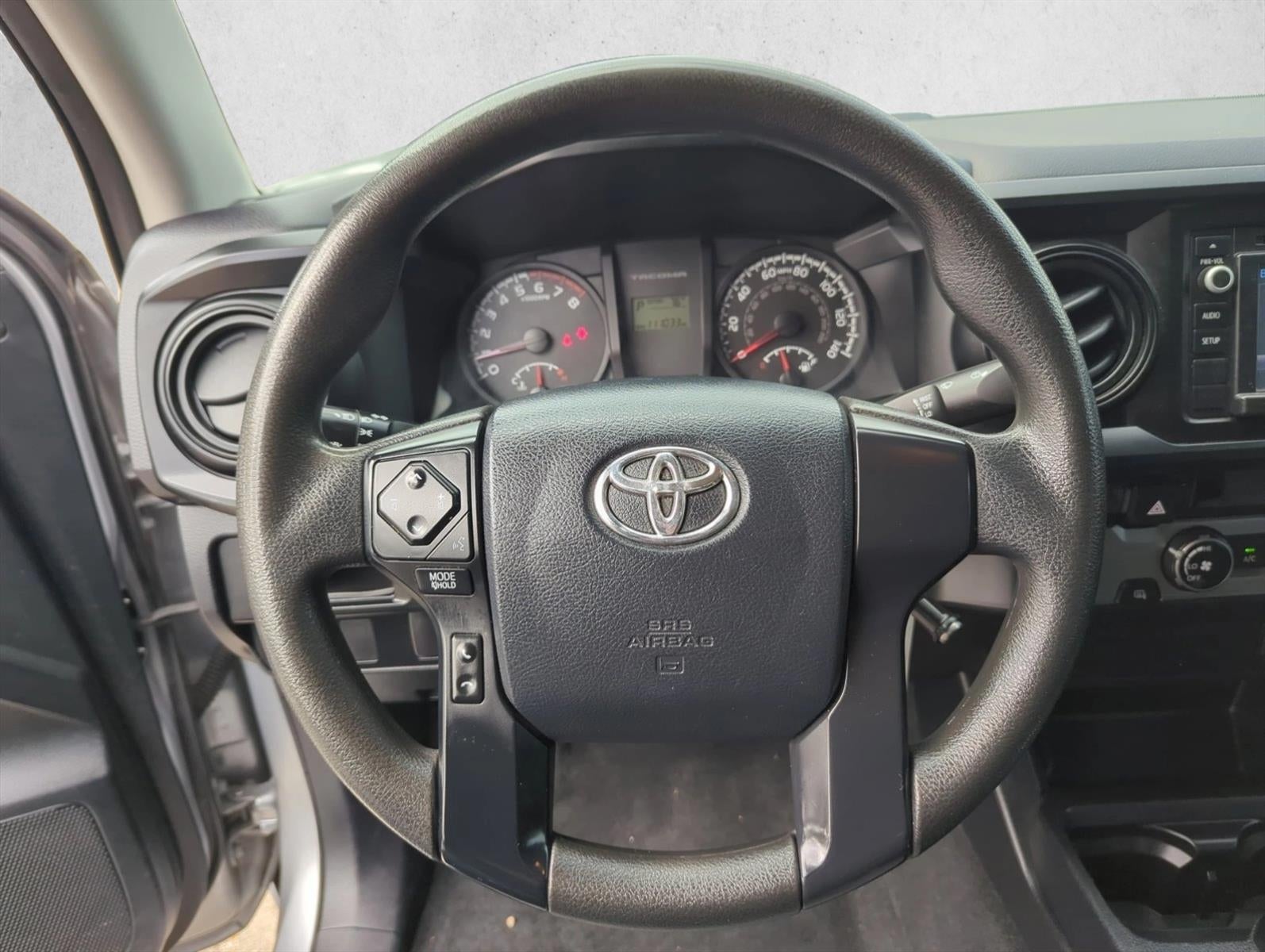 2017 Toyota Tacoma SR Double Cab 5' Bed I4 4x2 AT (GS)