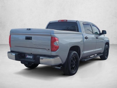 2017 Toyota Tundra 2WD 2WD SR5 CrewMax 5.5' Bed 5.7L FFV (SE)