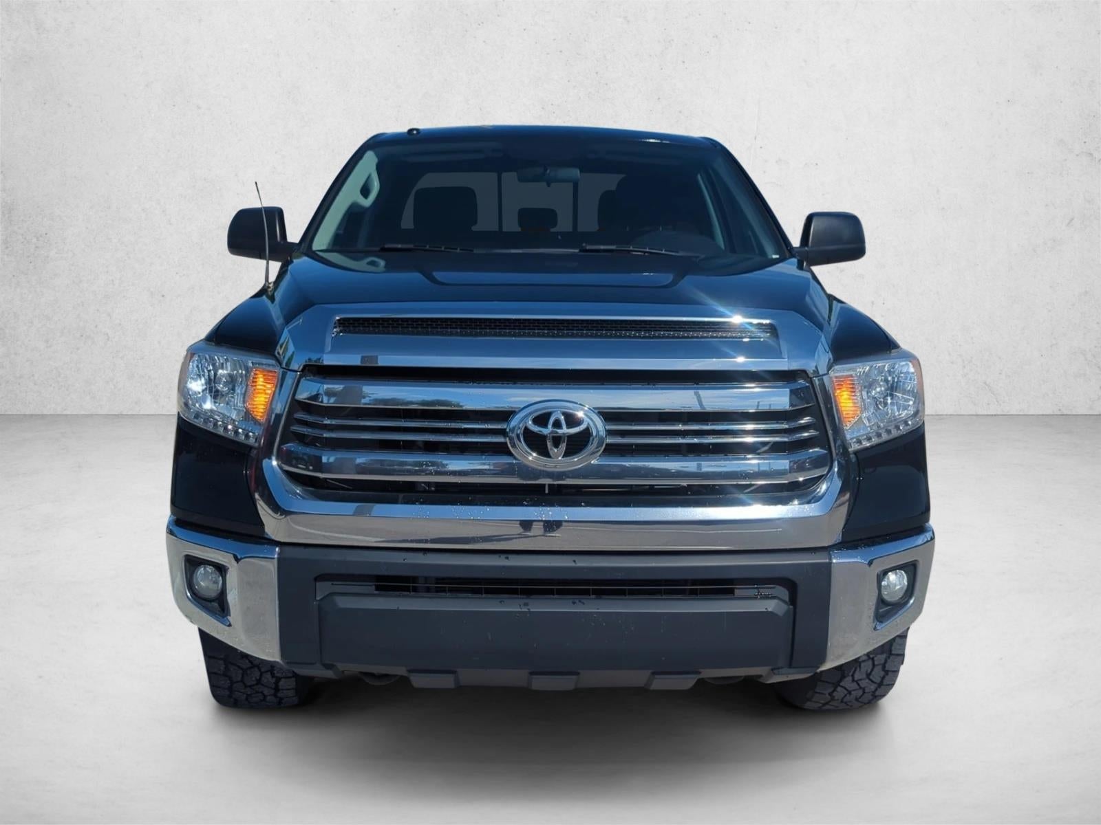 2016 Toyota Tundra 4WD Truck 4WD Double Cab Standard Bed 5.7L FFV V8 SR5 (GS)