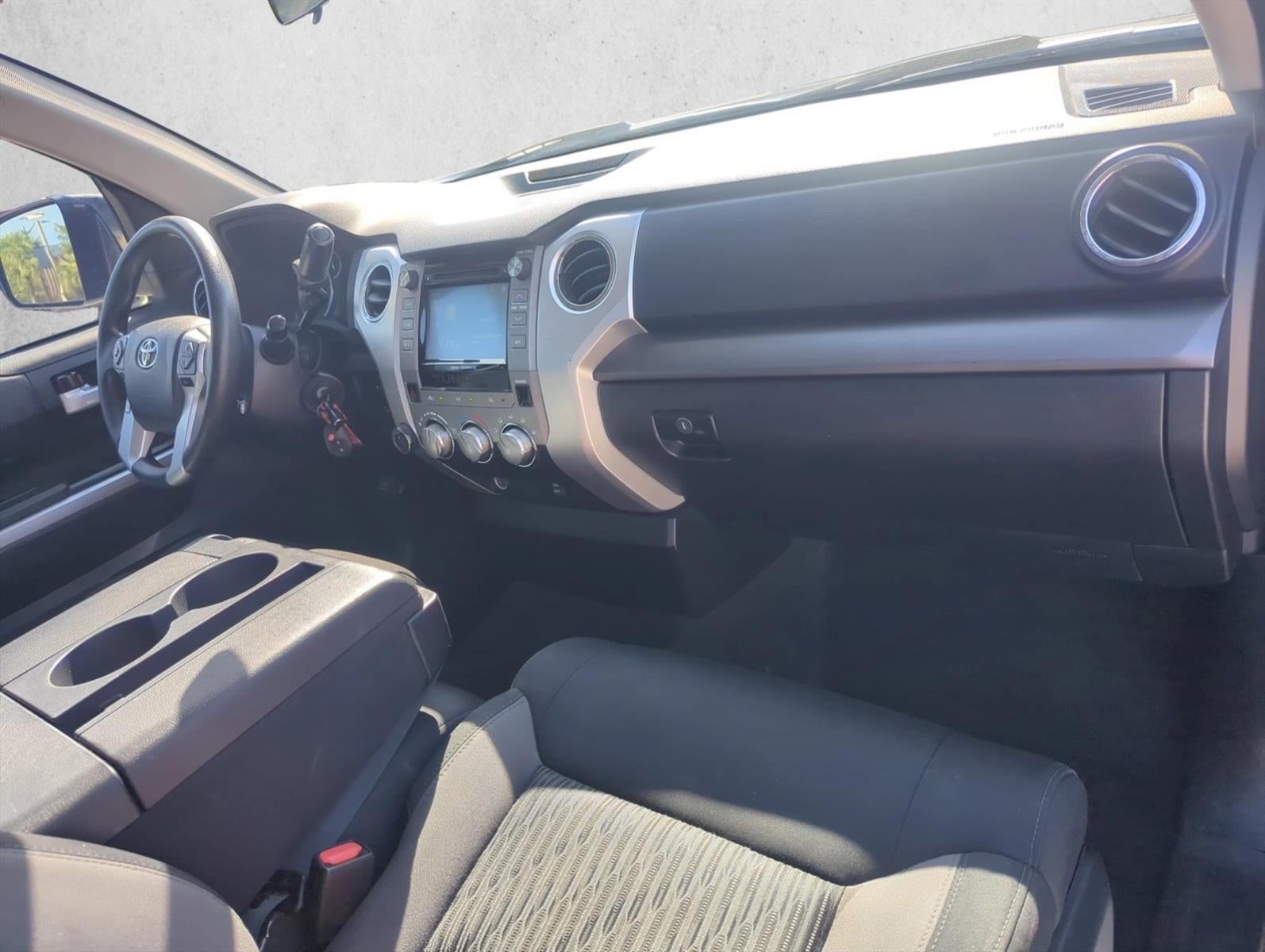 2016 Toyota Tundra 4WD Truck 4WD Double Cab Standard Bed 5.7L FFV V8 SR5 (GS)