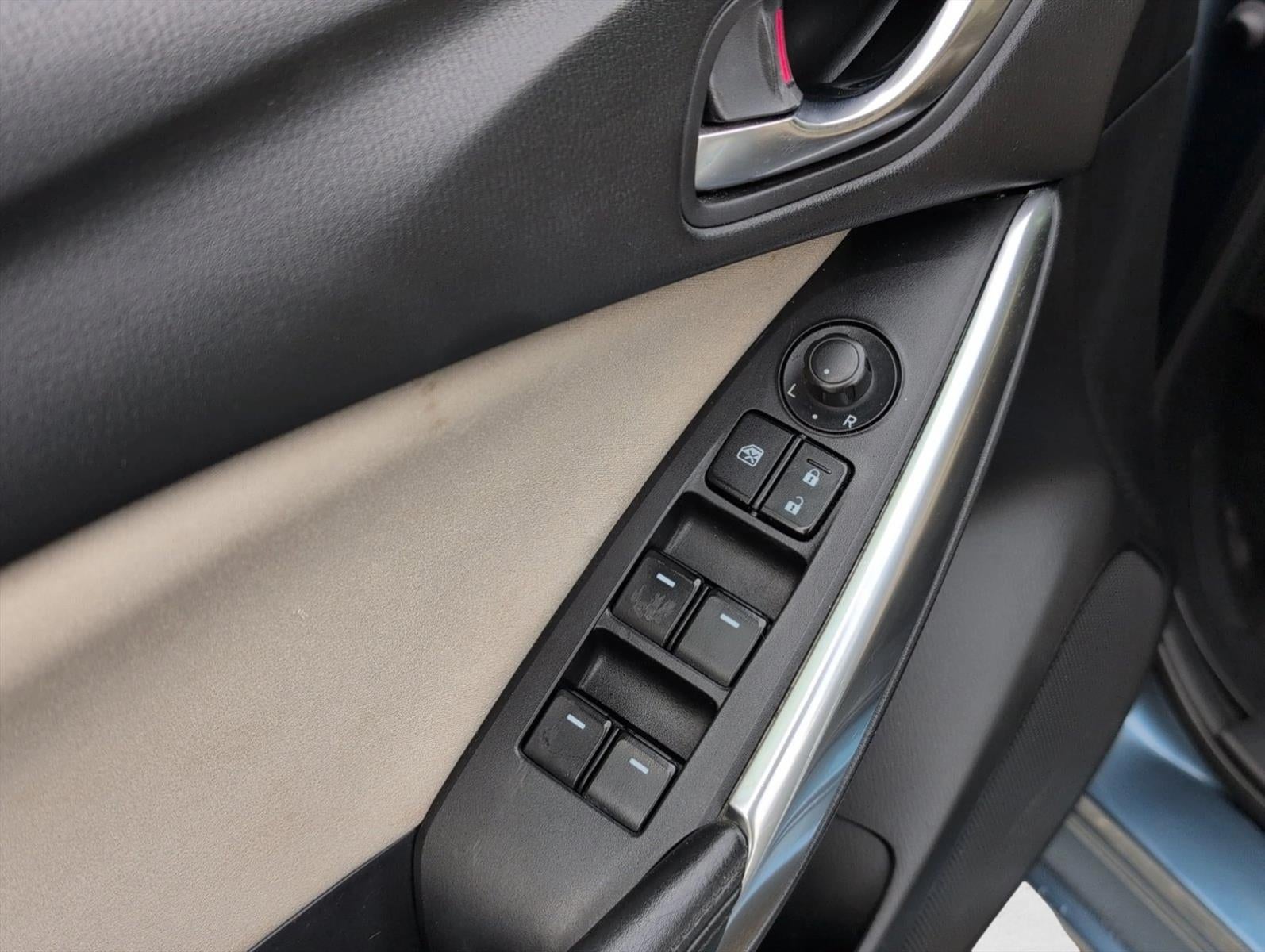 2015 Mazda Mazda6 4dr Sdn Auto i Sport