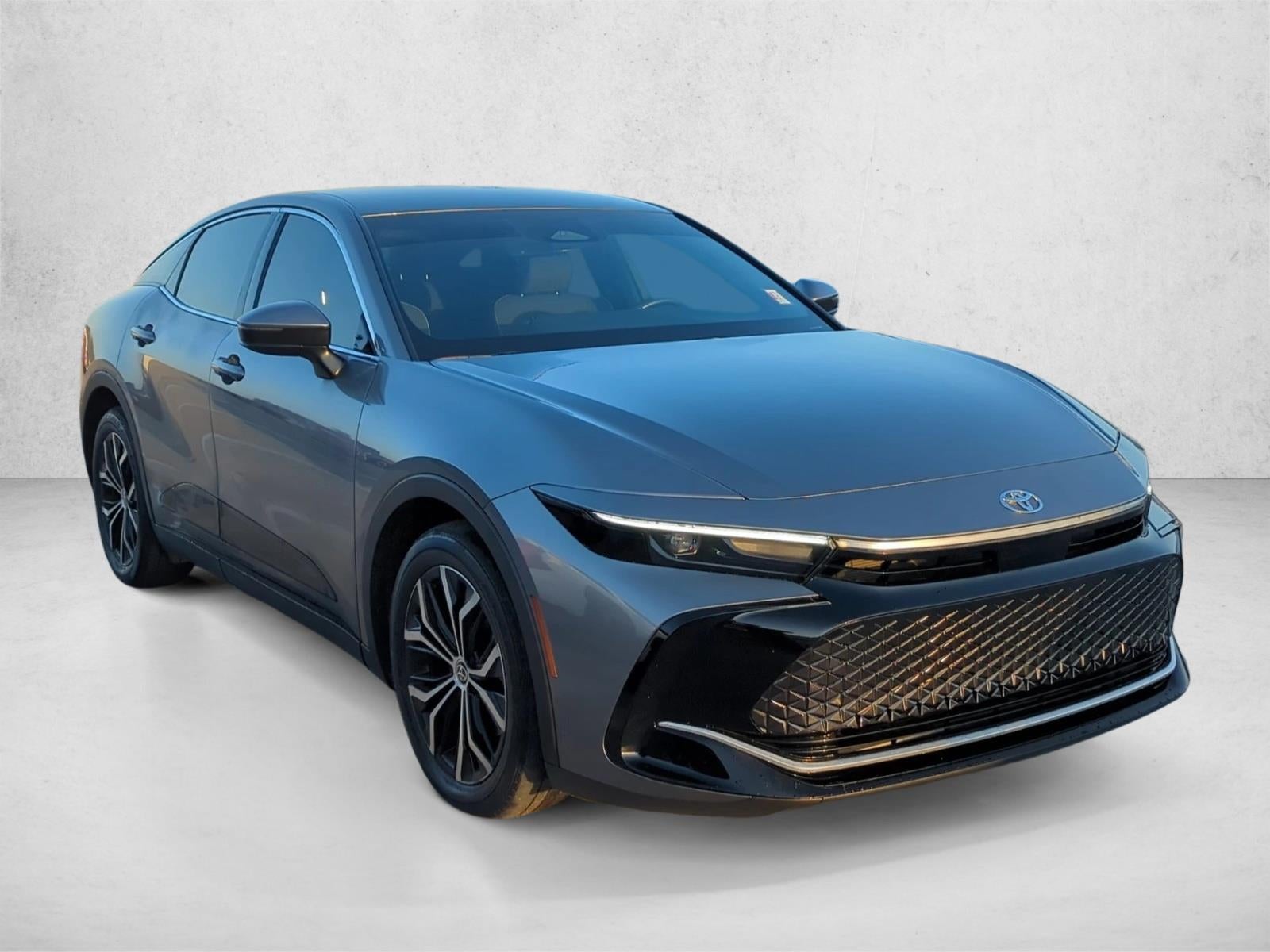 2023 Toyota Crown XLE AWD (Natl)