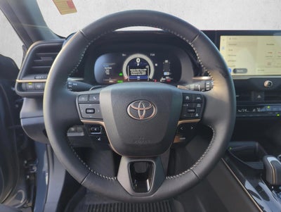 2025 Toyota Crown Signia XLE AWD (Natl)