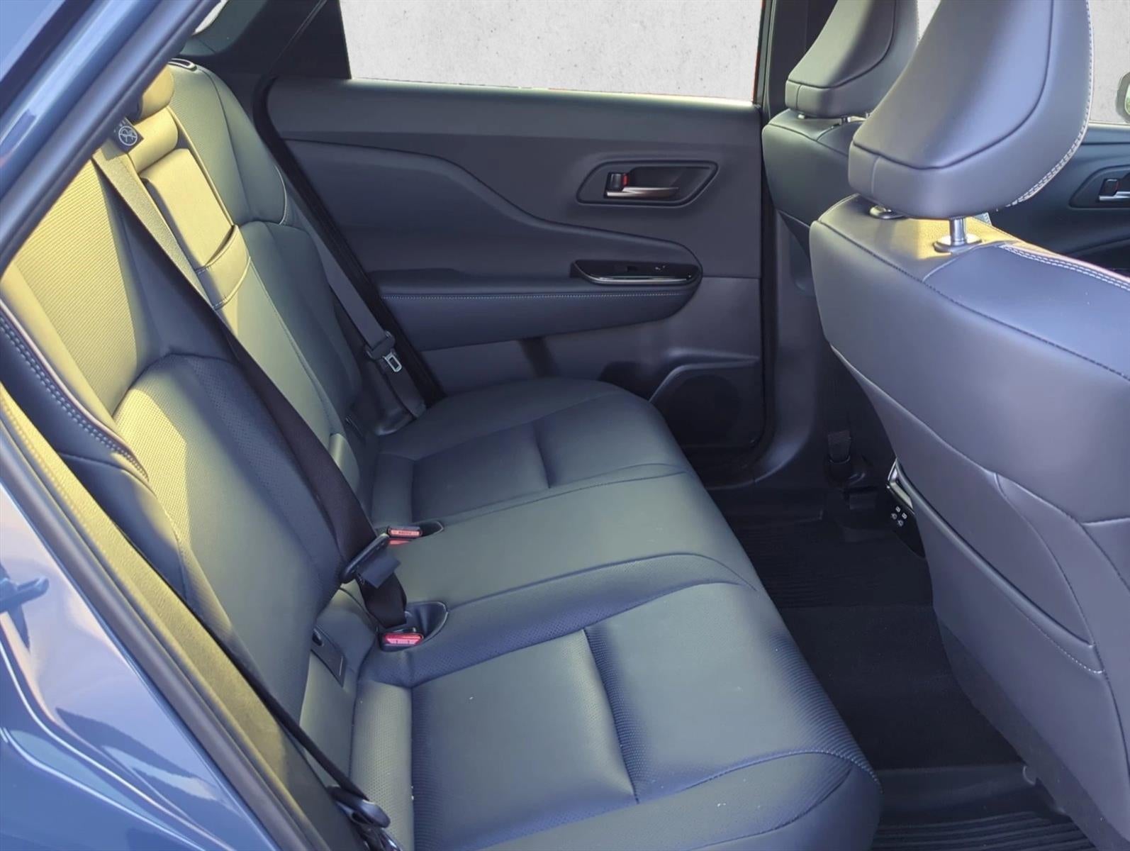 2025 Toyota Crown Signia XLE AWD (Natl)
