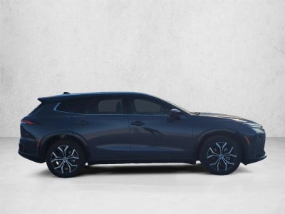 2025 Toyota Crown Signia XLE AWD (Natl)
