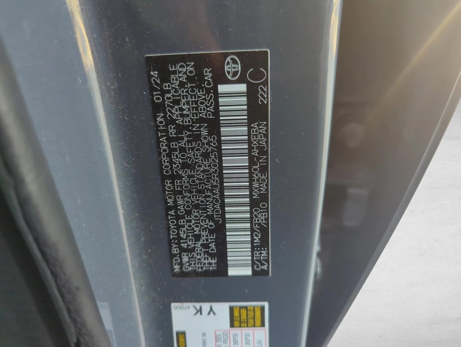 2024 Toyota Prius LE (Natl)