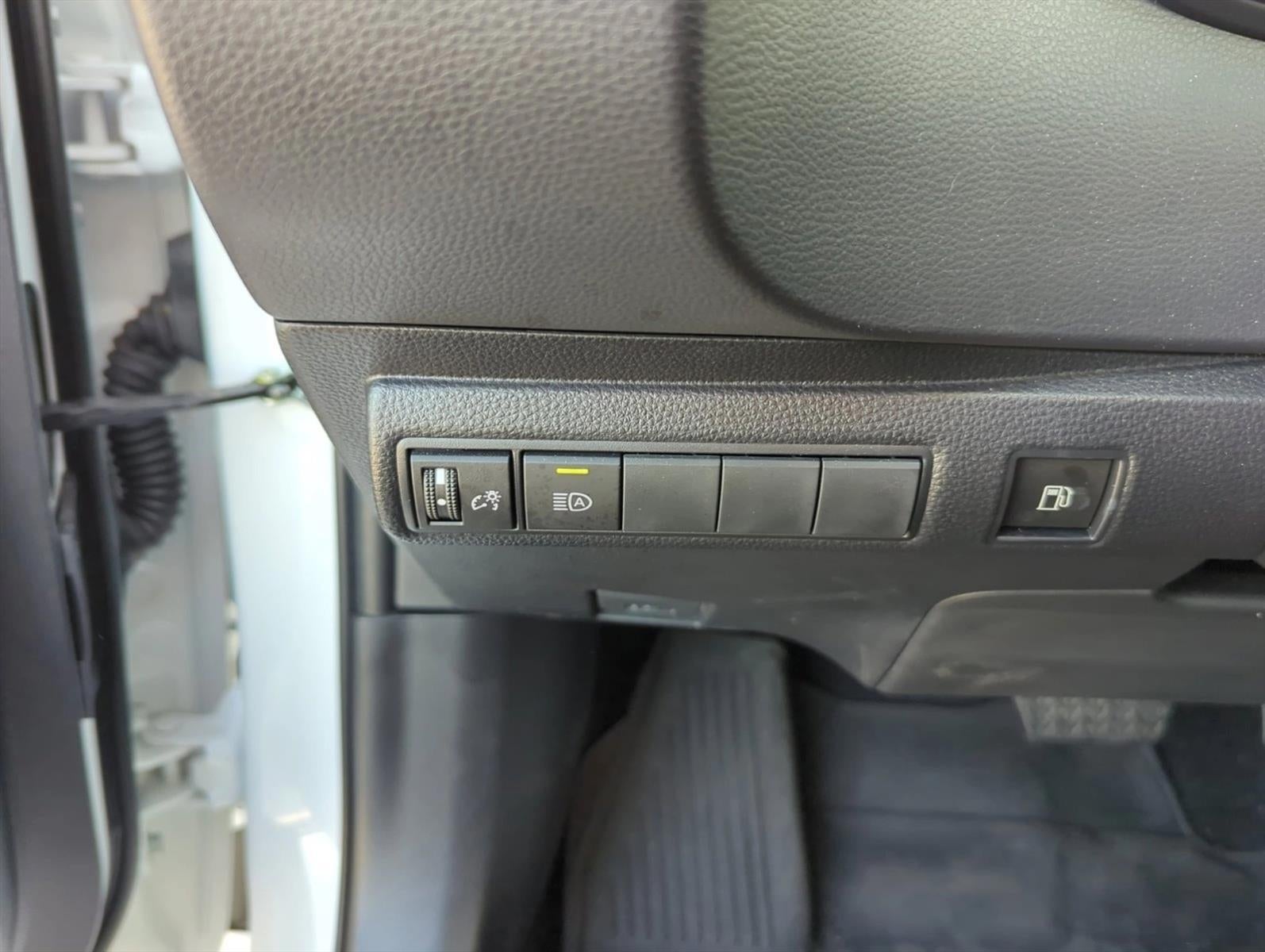 2025 Toyota Corolla Hybrid LE FWD (Natl)