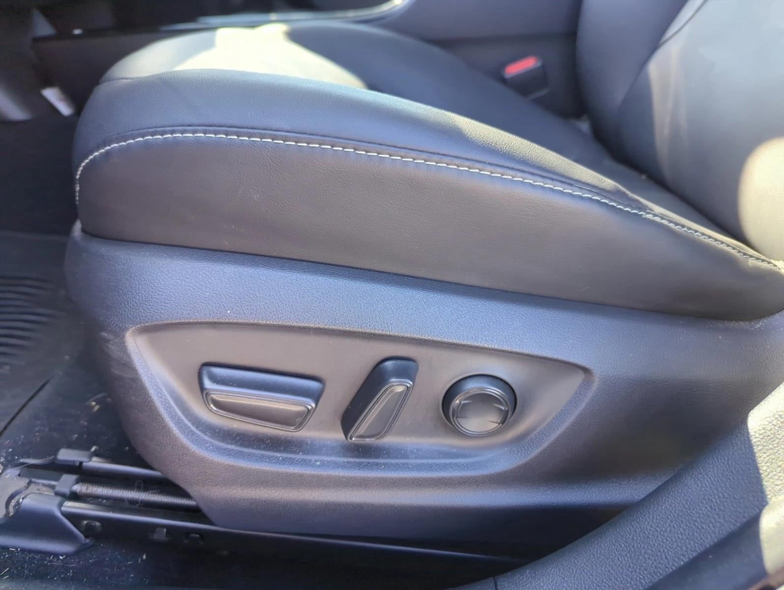 2021 Toyota Prius Prime XLE (Natl)