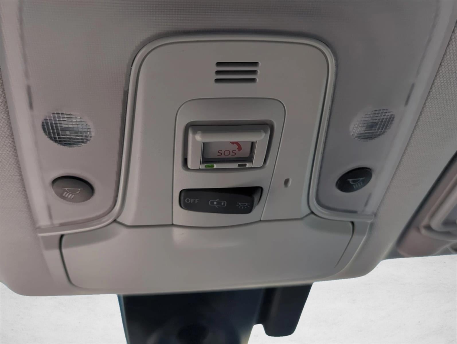 2021 Toyota Prius XLE (Natl)