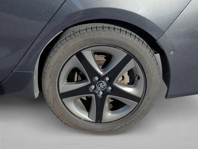 2021 Toyota Prius XLE (Natl)