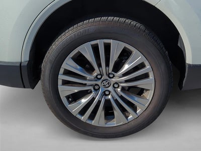 2022 Toyota Venza XLE AWD (SE)