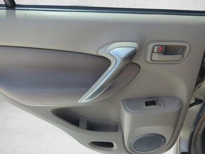 2005 Toyota RAV4 Base