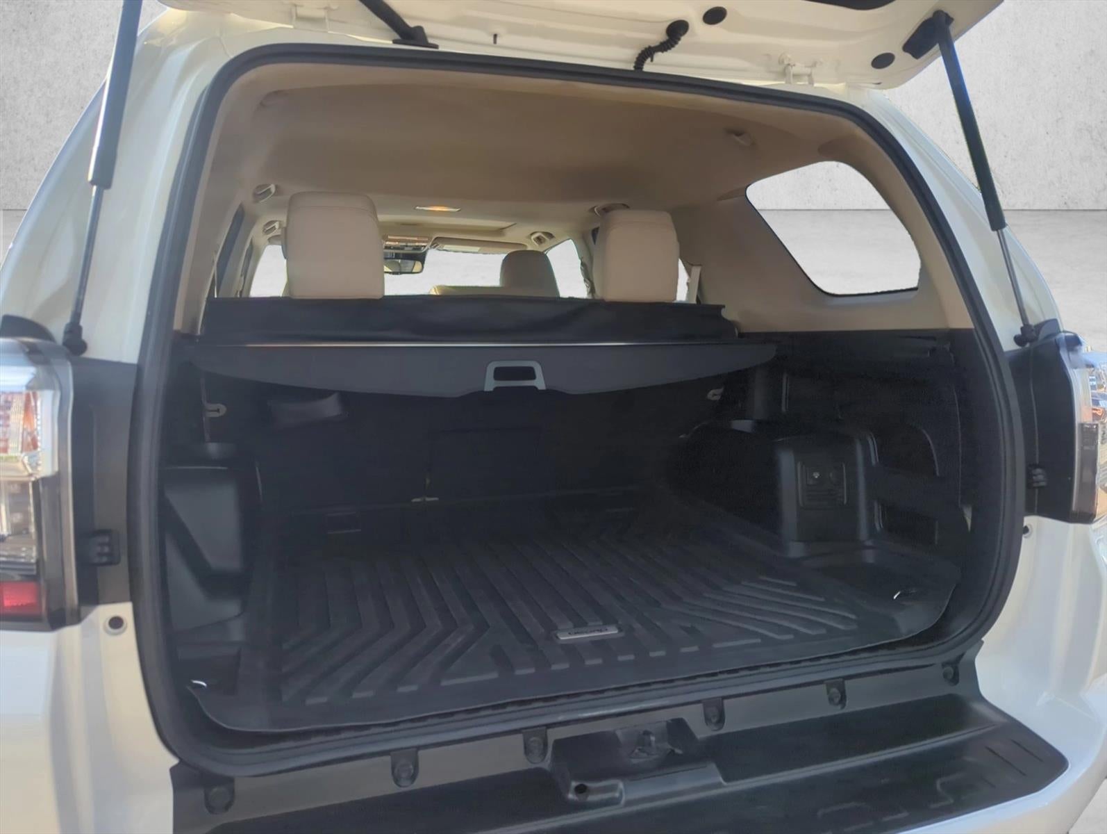 2024 Toyota 4Runner SR5 Premium 4WD (Natl)