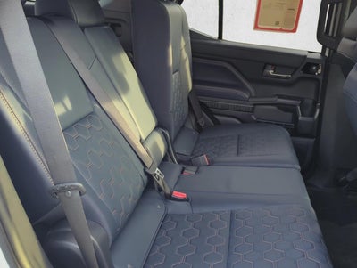 2026 Toyota 4Runner Hybrid Platinum 4WD (Natl)