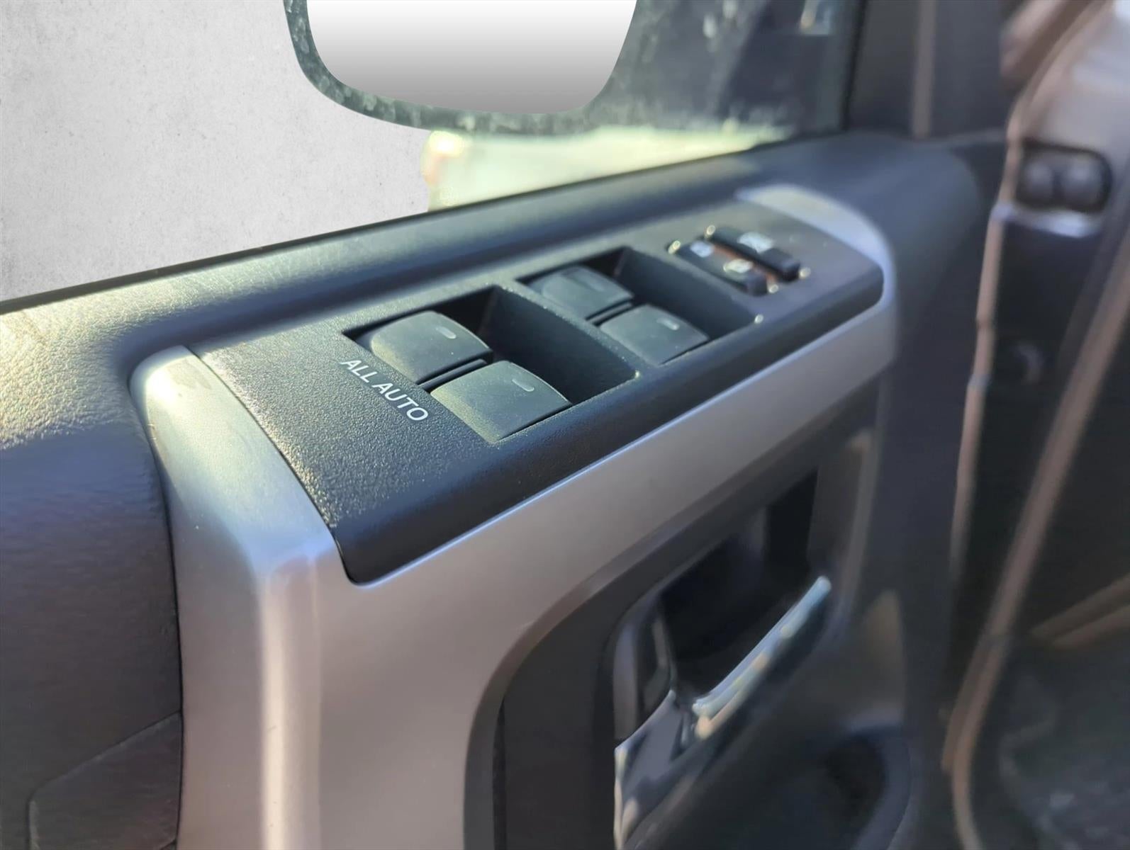 2020 Toyota 4Runner SR5 2WD (Natl)