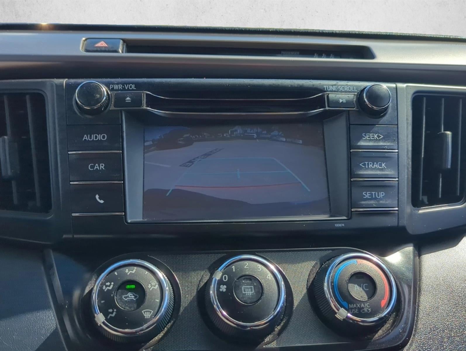 2018 Toyota RAV4 LE FWD (GS)