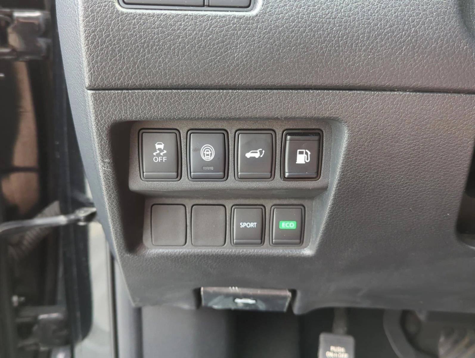 2019 Nissan Rogue FWD SV