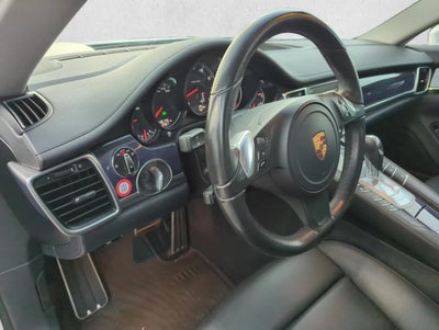 2015 Porsche Panamera 4dr HB