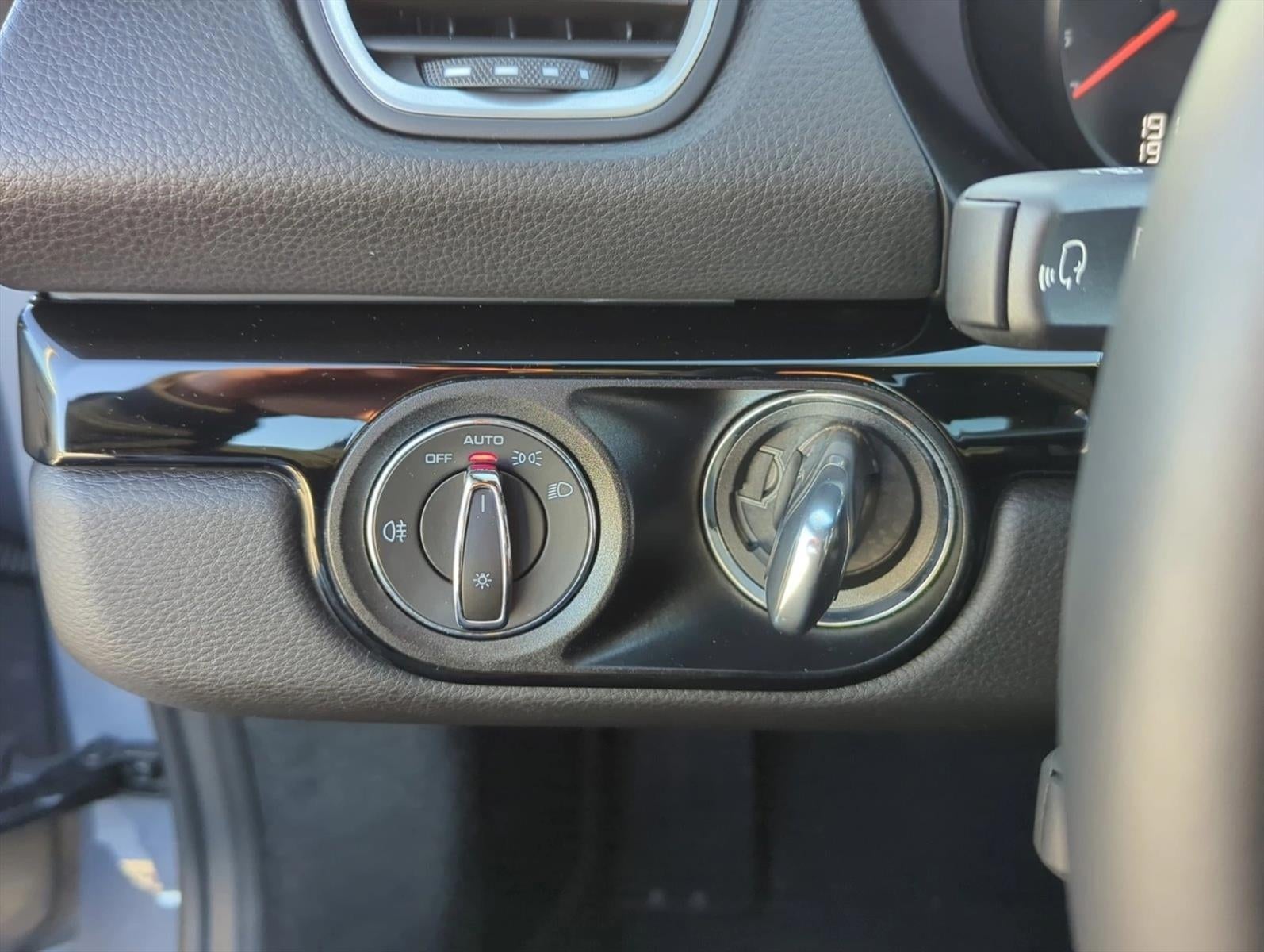 2023 Porsche 718 Boxster T Roadster