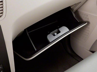 2010 Volkswagen Routan 4dr Wgn SE