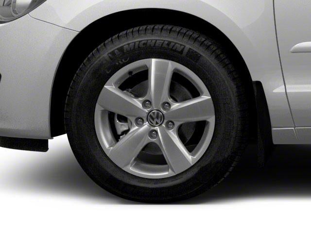 2010 Volkswagen Routan 4dr Wgn SE