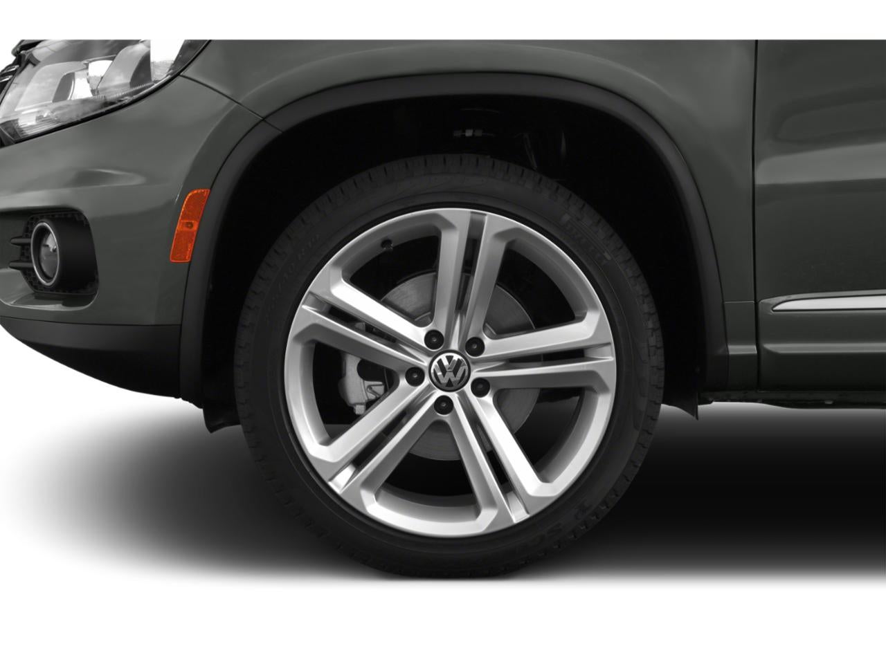 2015 Volkswagen Tiguan 4MOTION 4dr Auto R-Line