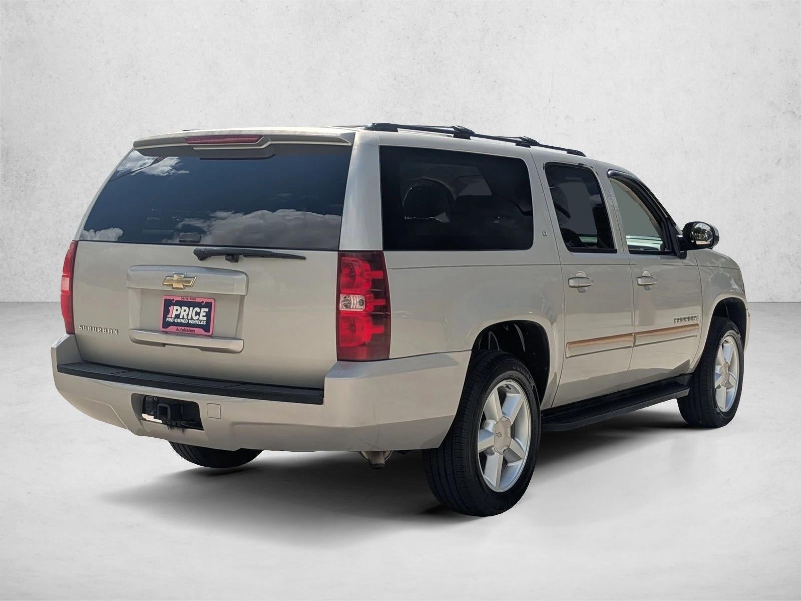 2008 Chevrolet Suburban 2WD 4dr 1500 LT w/1LT