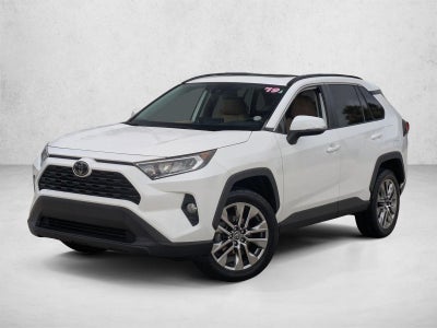 2019 Toyota RAV4 XLE Premium FWD (Natl)