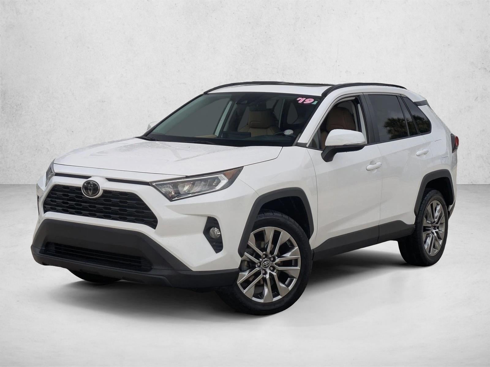 2019 Toyota RAV4 XLE Premium FWD (Natl)