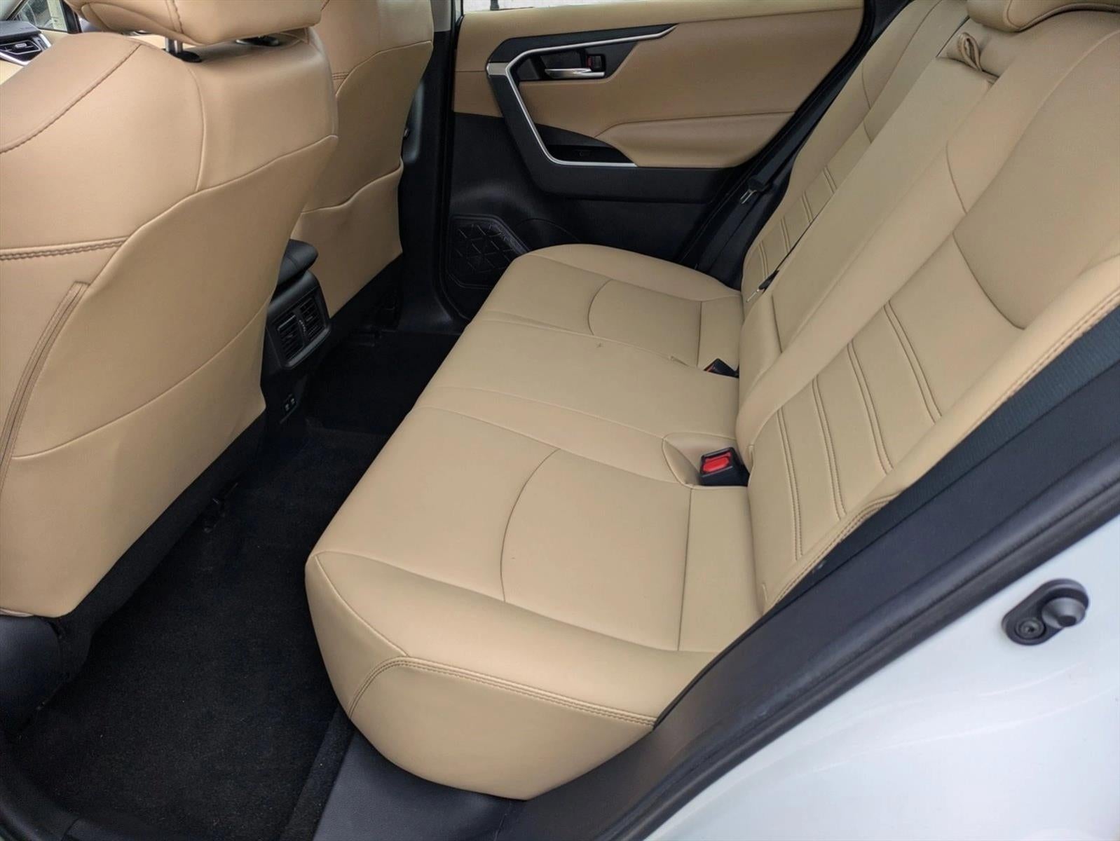 2019 Toyota RAV4 XLE Premium FWD (Natl)