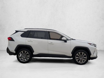 2019 Toyota RAV4 XLE Premium FWD (Natl)