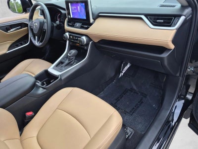 2023 Toyota RAV4 XLE Premium FWD (Natl)