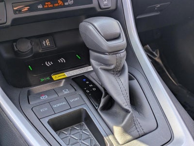 2025 Toyota RAV4 XLE FWD (GS)