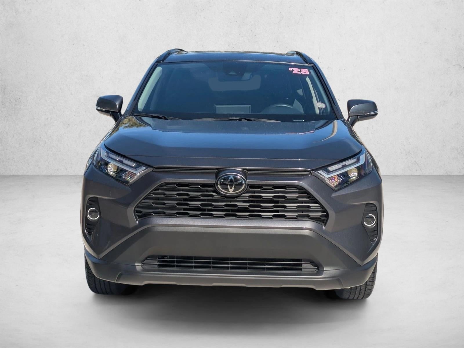 2025 Toyota RAV4 XLE FWD (GS)