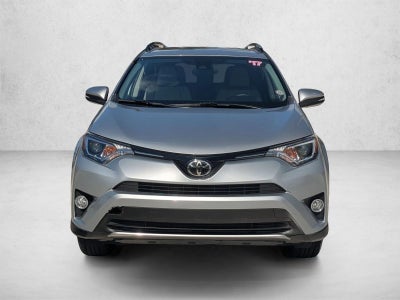 2017 Toyota RAV4 XLE FWD (GS)