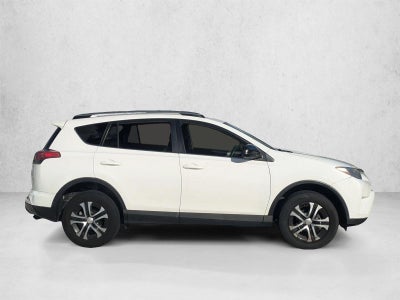2018 Toyota RAV4 LE FWD (GS)