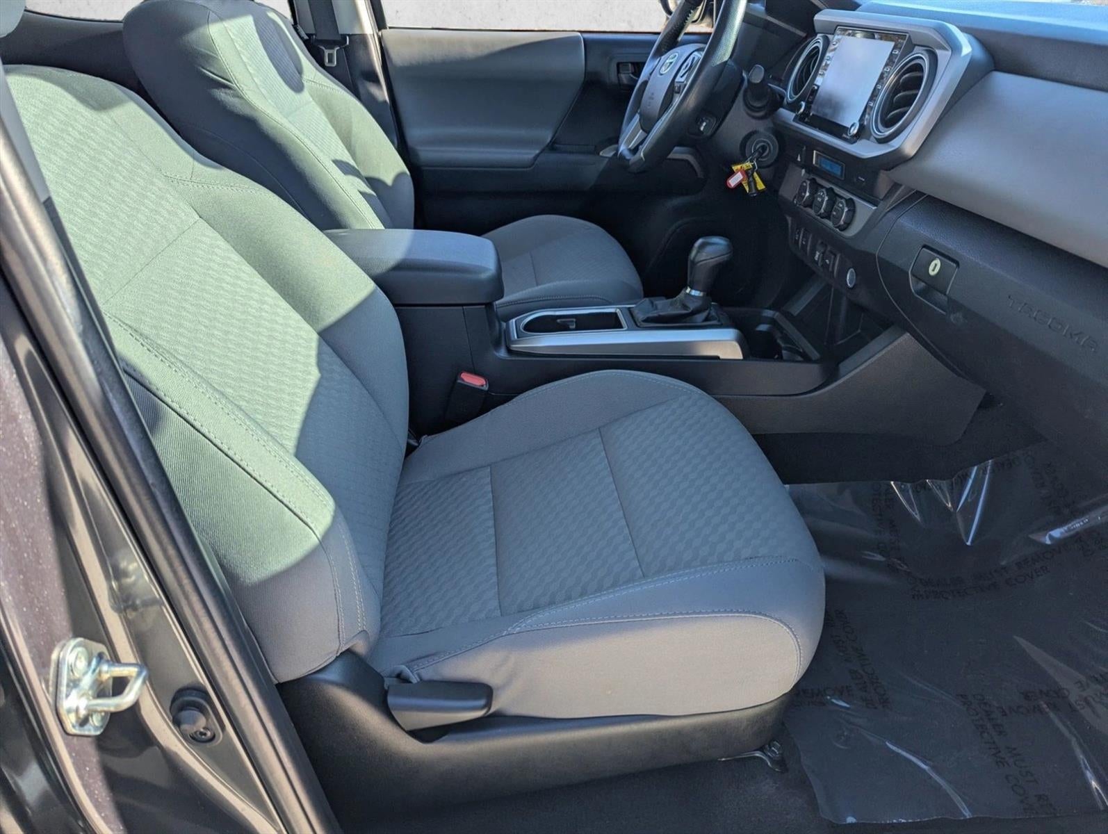 2022 Toyota Tacoma 2WD 2WD SR5 Double Cab 5' Bed V6 AT (GS)