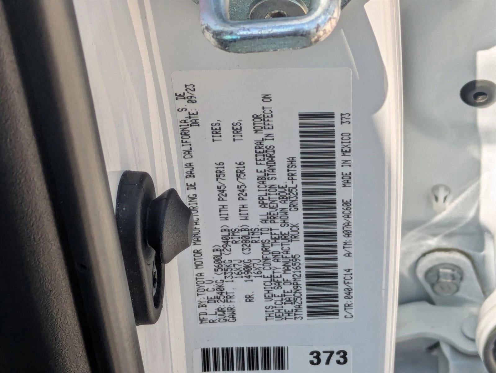 2023 Toyota Tacoma 2WD 2WD SR5 Double Cab 5' Bed V6 AT (GS)