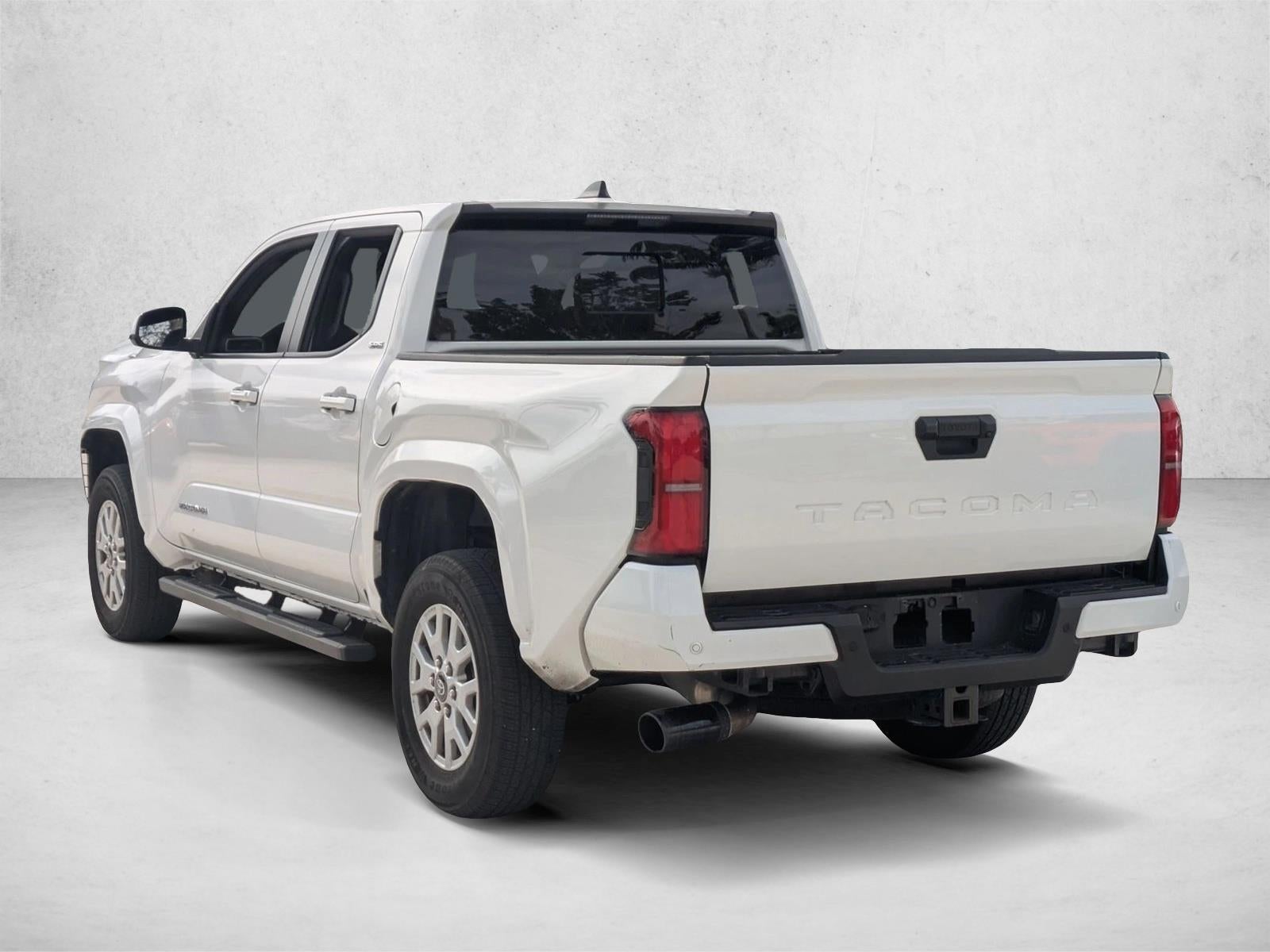 2024 Toyota Tacoma 2WD 2WD SR5 Double Cab 5' Bed AT (Natl)